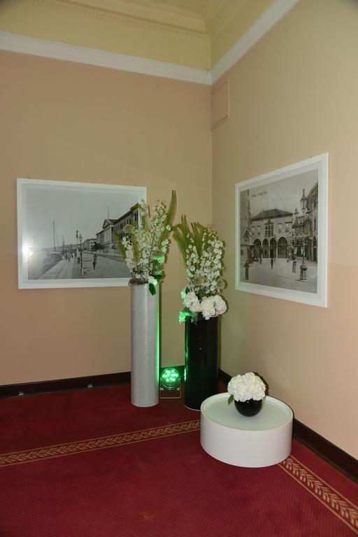 Guest House Hotel Riviera Pula Ngoại thất bức ảnh